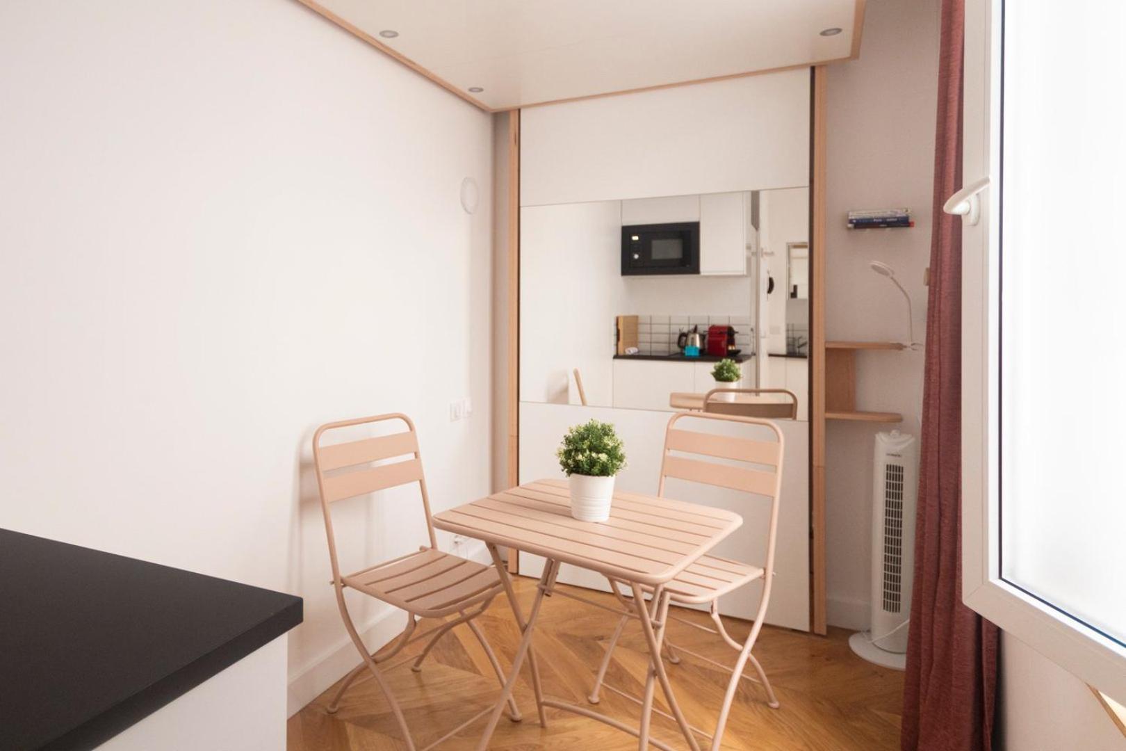 Super Central Mini Studio - 2 Pax, Murphy Bed Paris Eksteriør bilde