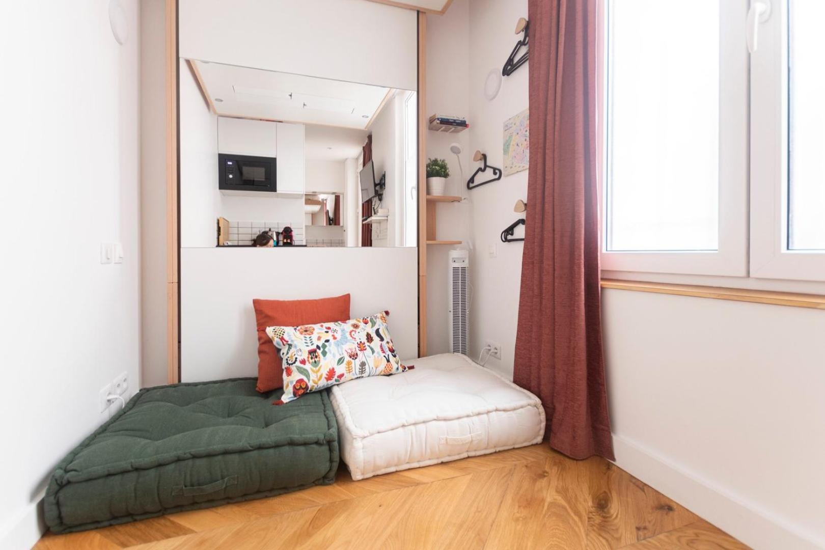 Super Central Mini Studio - 2 Pax, Murphy Bed Paris Eksteriør bilde
