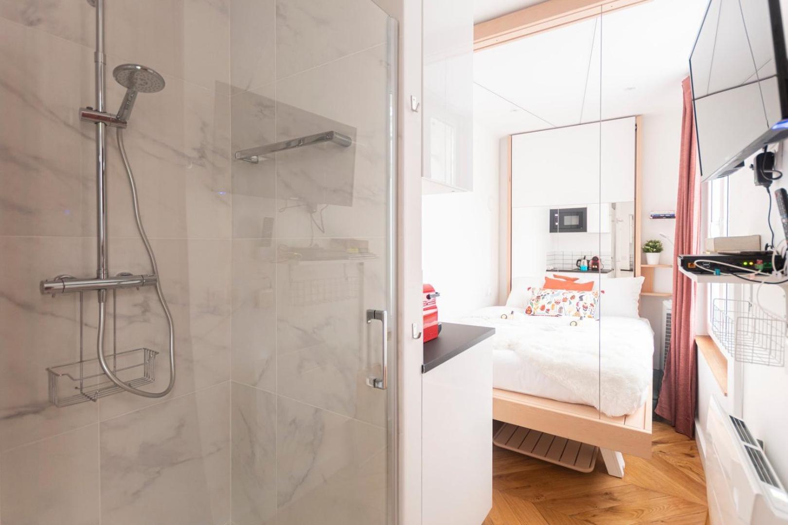Super Central Mini Studio - 2 Pax, Murphy Bed Paris Eksteriør bilde