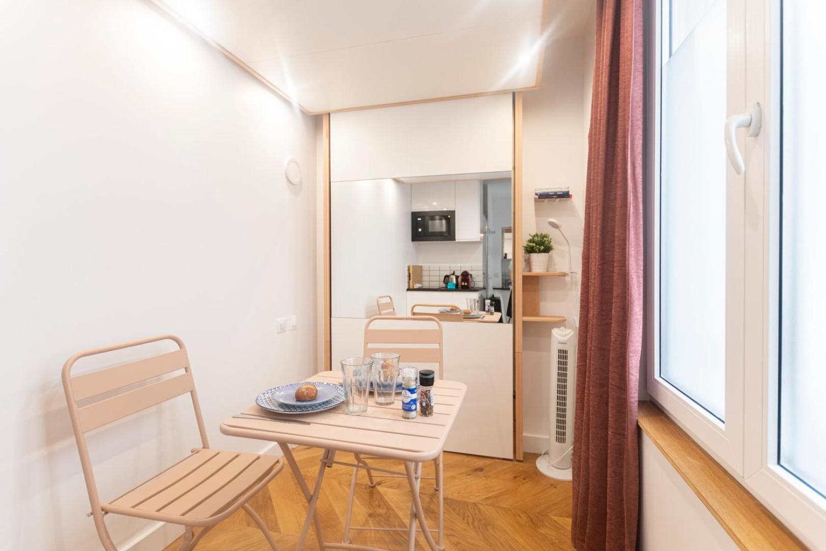 Super Central Mini Studio - 2 Pax, Murphy Bed Paris Eksteriør bilde